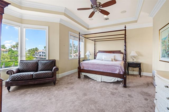 832 Harbour Isle Place, North Palm Beach, FL 33410