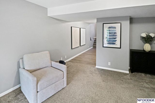 18847 Jacobs Circle, Omaha, NE 68135