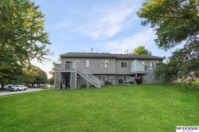 18847 Jacobs Circle, Omaha, NE 68135