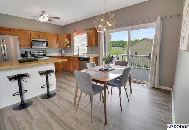 18847 Jacobs Circle, Omaha, NE 68135