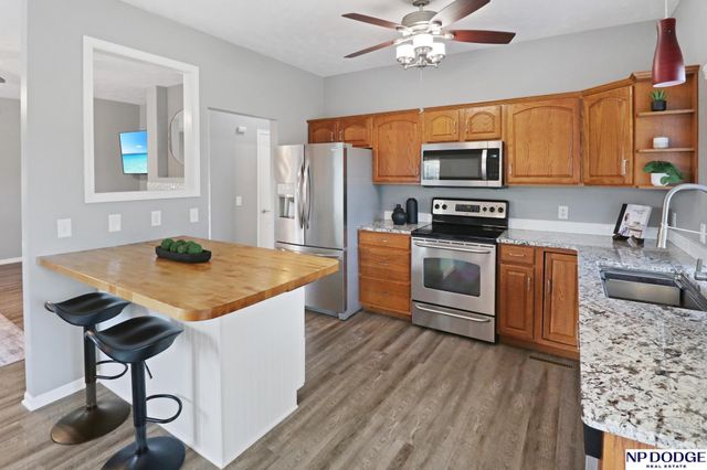 18847 Jacobs Circle, Omaha, NE 68135