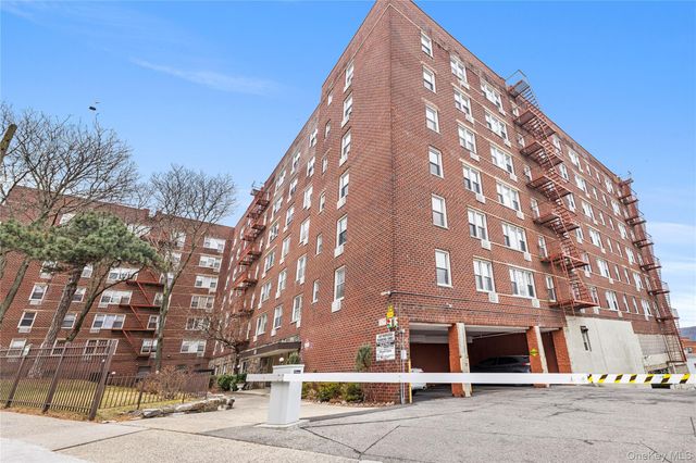 101 Highland Avenue 4R, Yonkers, NY 10705