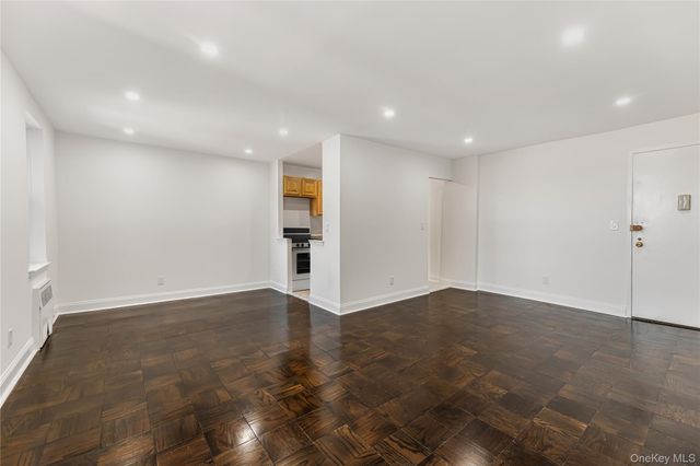 101 Highland Avenue 4R, Yonkers, NY 10705