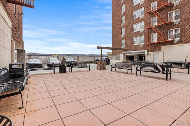 101 Highland Avenue 4R, Yonkers, NY 10705