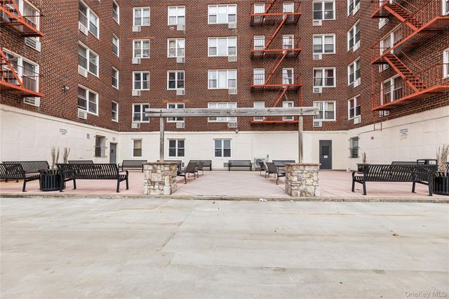 101 Highland Avenue 4R, Yonkers, NY 10705
