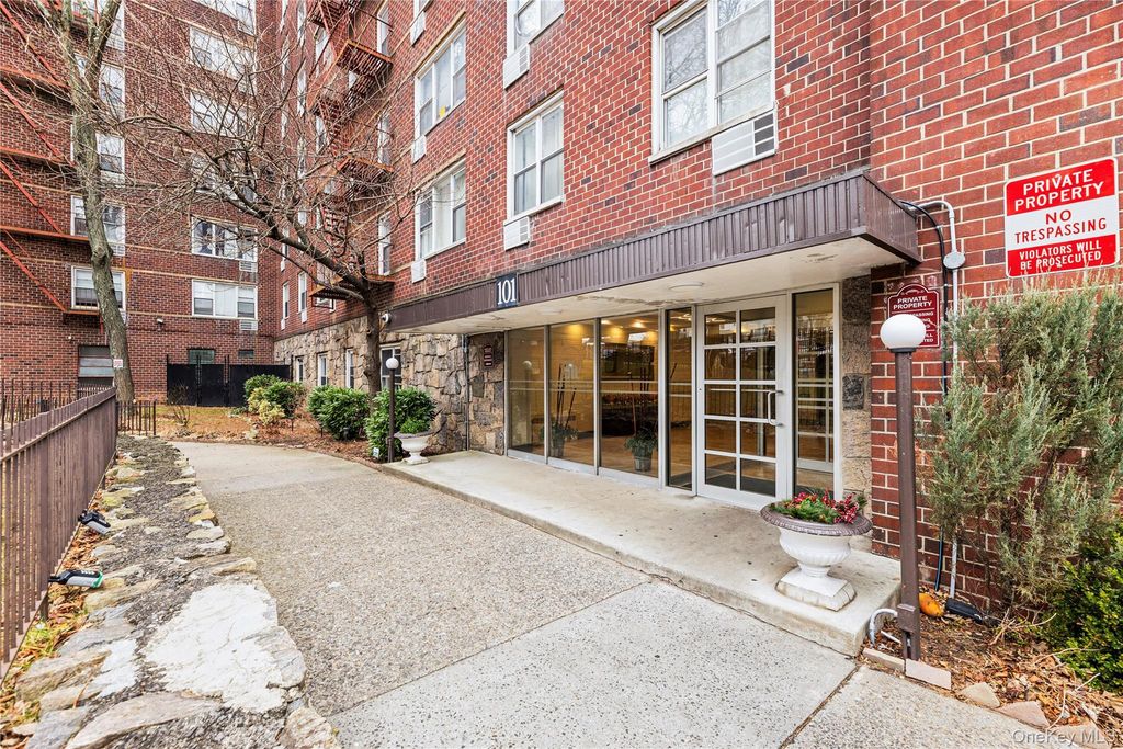 101 Highland Avenue 4R, Yonkers, NY 10705