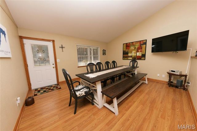 1541 Lakeshore Drive, Owensville, MO 65066