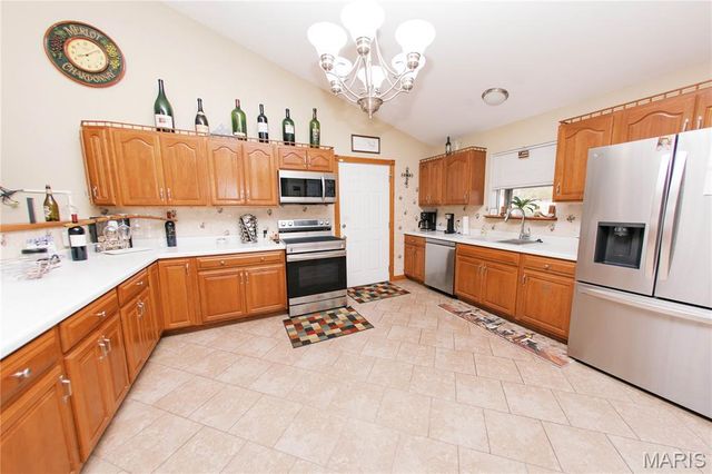 1541 Lakeshore Drive, Owensville, MO 65066