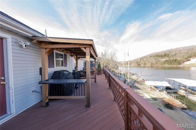 1541 Lakeshore Drive, Owensville, MO 65066