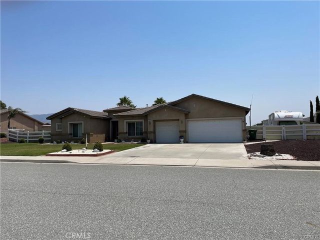 989 Driftwood Circle, Banning, CA 92220