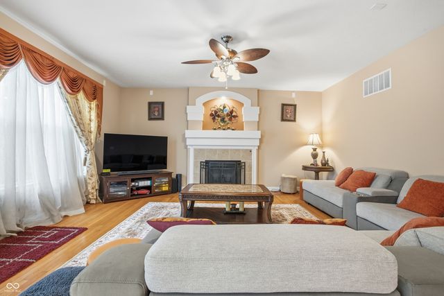 12786 Tuscany Boulevard, Carmel, IN 46032