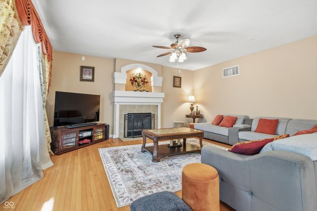 12786 Tuscany Boulevard, Carmel, IN 46032