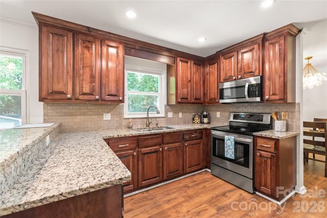425 Regency Drive, Charlotte, NC 28211