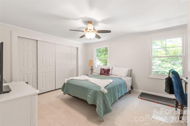 425 Regency Drive, Charlotte, NC 28211