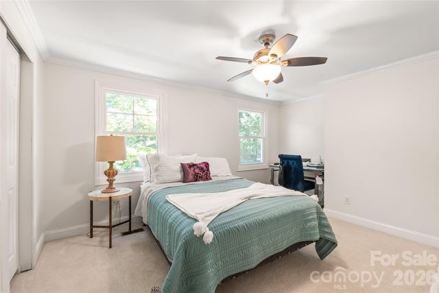 425 Regency Drive, Charlotte, NC 28211