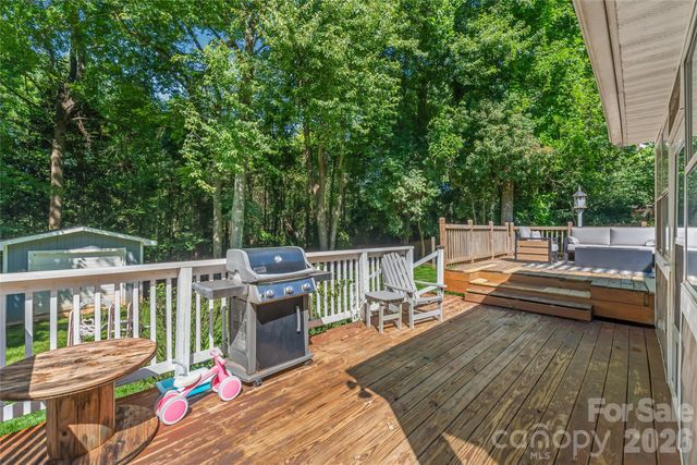 425 Regency Drive, Charlotte, NC 28211