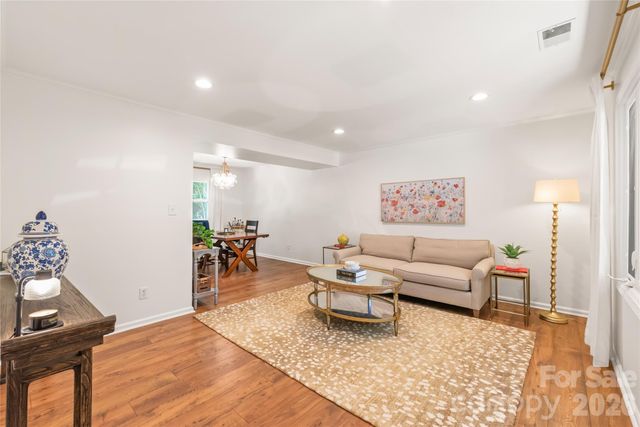 425 Regency Drive, Charlotte, NC 28211