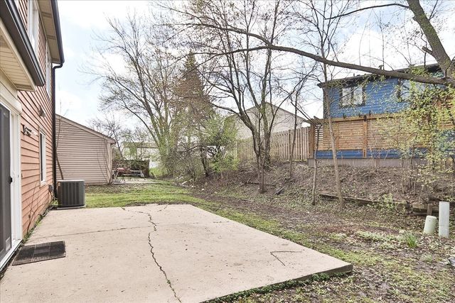 4990 Lichfield Drive, Hoffman Estates, IL 60010