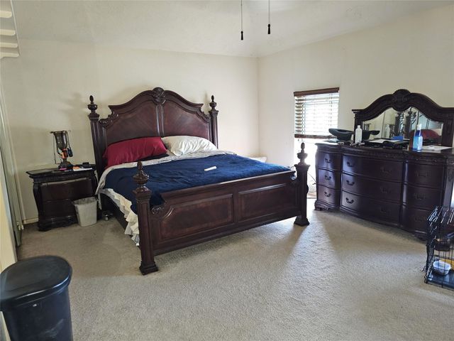 1021 Glenview Drive, Pearland, TX 77581