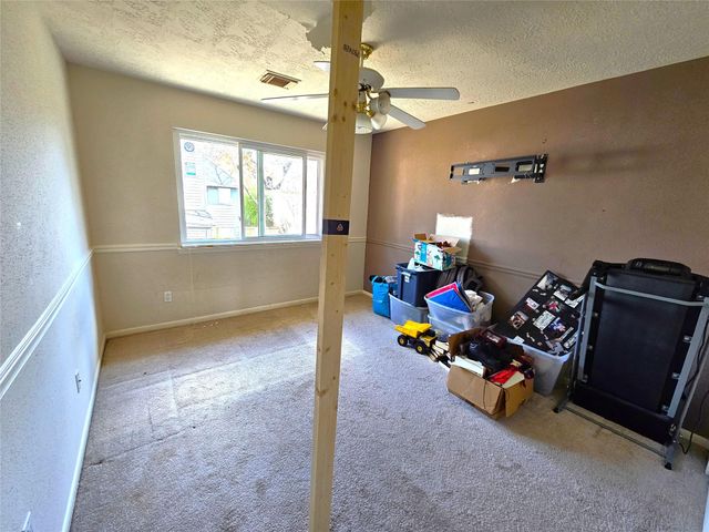 1021 Glenview Drive, Pearland, TX 77581