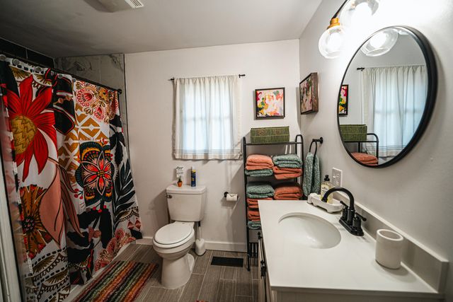 305 W Oklahoma Street, Branson, MO 65616