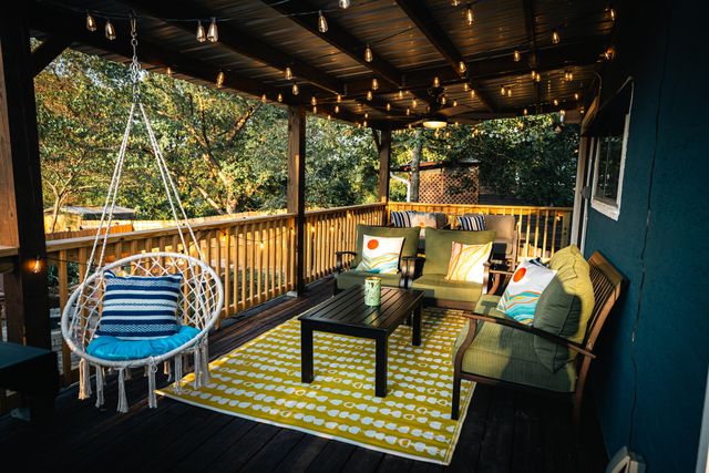 305 W Oklahoma Street, Branson, MO 65616