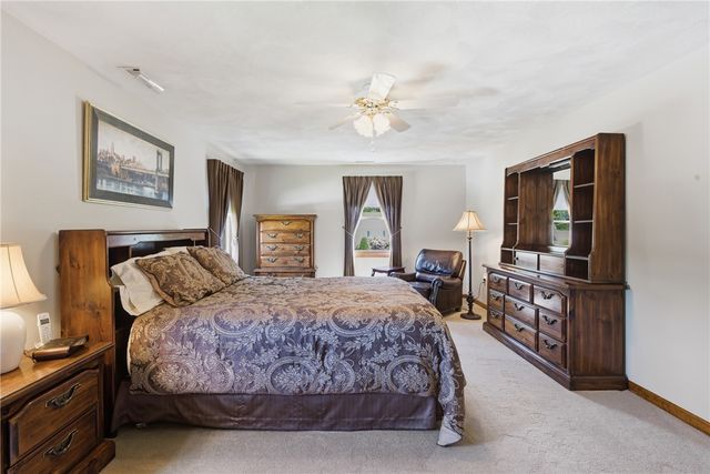 4 High Ridge Drive, Lincoln, RI 02865