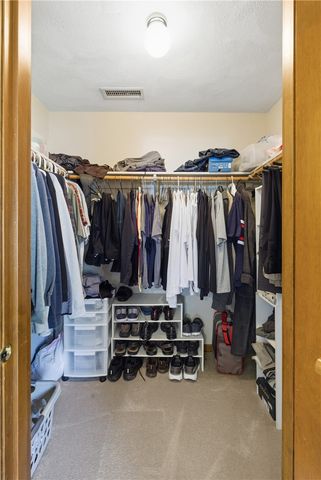4 High Ridge Drive, Lincoln, RI 02865