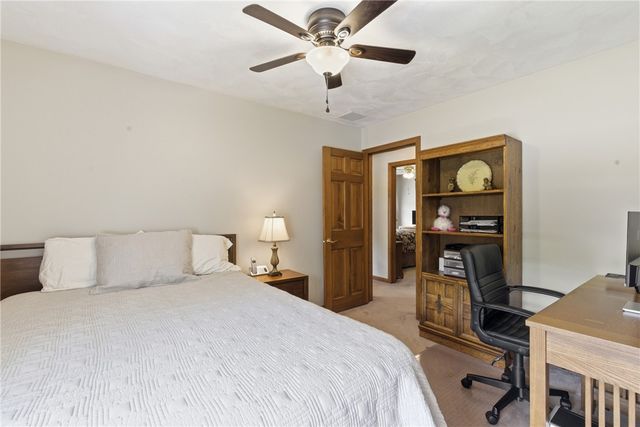 4 High Ridge Drive, Lincoln, RI 02865