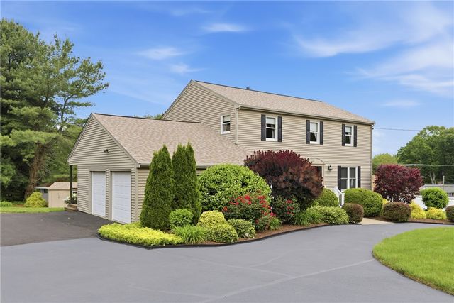 4 High Ridge Drive, Lincoln, RI 02865