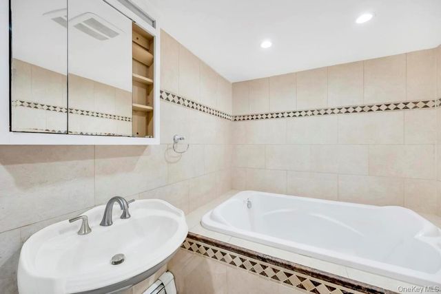 32 Longfellow Avenue, Westbury, NY 11590