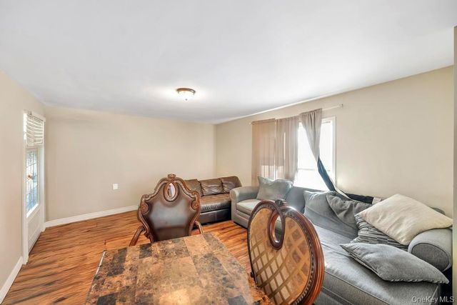 32 Longfellow Avenue, Westbury, NY 11590