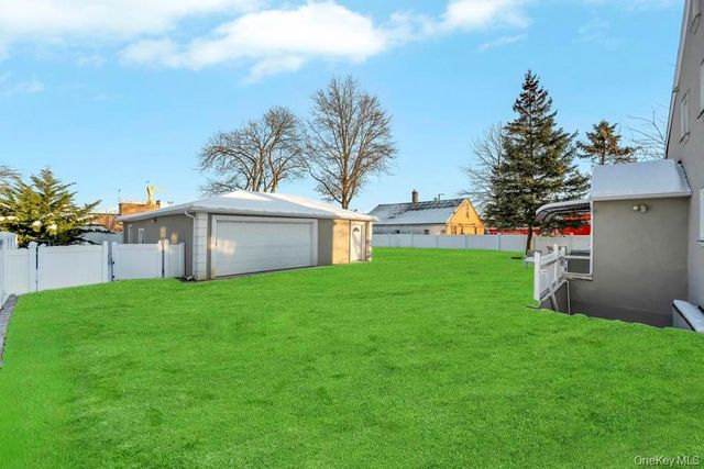 32 Longfellow Avenue, Westbury, NY 11590