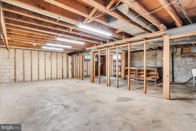 2418 MARILYN DR, Wilmington, DE 19810