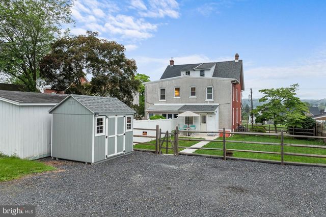 56 E FAIRVIEW AVE, Sellersville, PA 18960