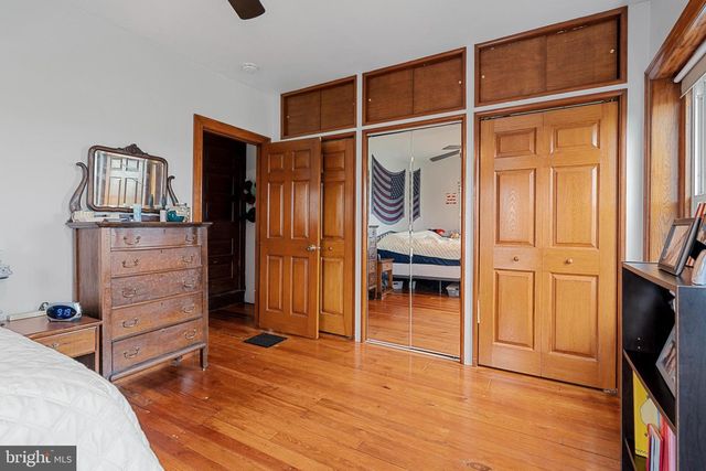 56 E FAIRVIEW AVE, Sellersville, PA 18960