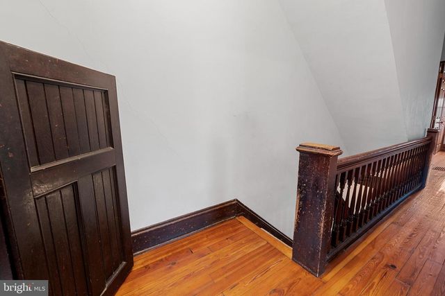 56 E FAIRVIEW AVE, Sellersville, PA 18960