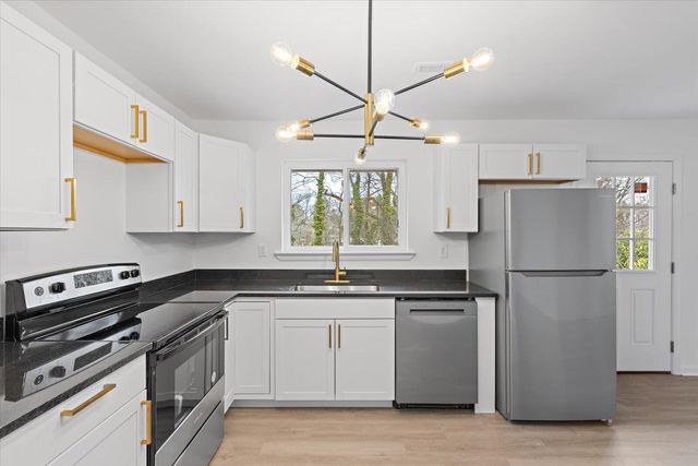 732 Roberta Drive, Rossville, GA 30741