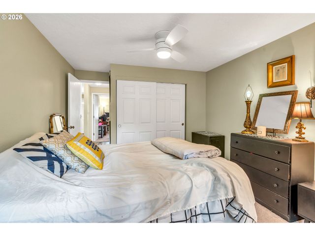 29700 Sw COURTSIDE Dr 36, Wilsonville, OR 97070