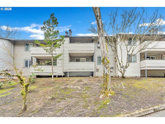 29700 Sw COURTSIDE Dr 36, Wilsonville, OR 97070