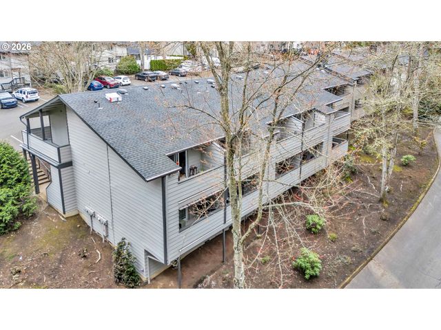 29700 Sw COURTSIDE Dr 36, Wilsonville, OR 97070