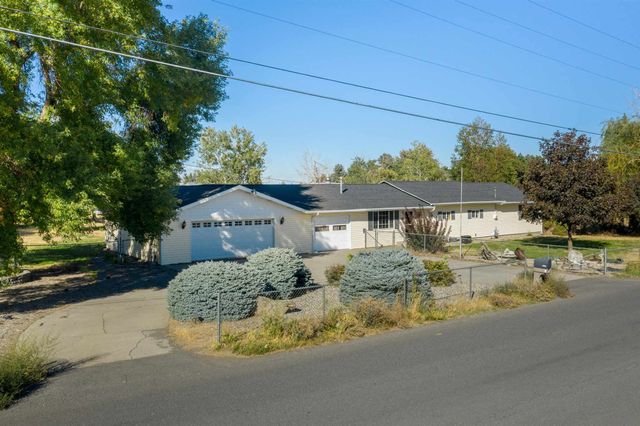 10920 W 21st Ave, Airway Heights, WA 99001