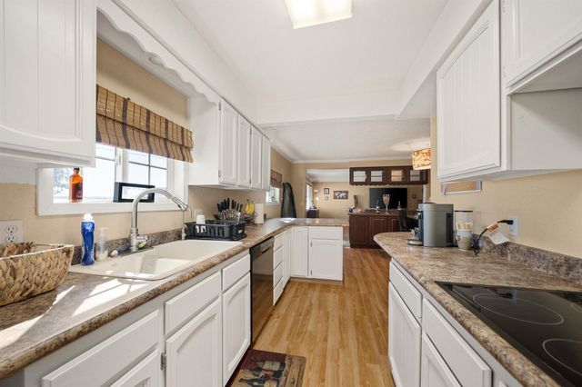 10920 W 21st Ave, Airway Heights, WA 99001