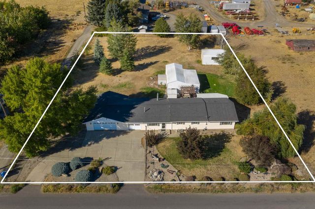 10920 W 21st Ave, Airway Heights, WA 99001