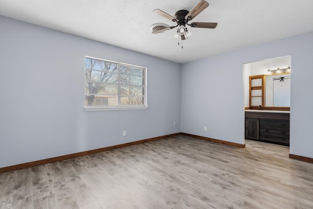 1415 Holliday Street, Plainview, TX 79072