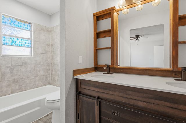 1415 Holliday Street, Plainview, TX 79072