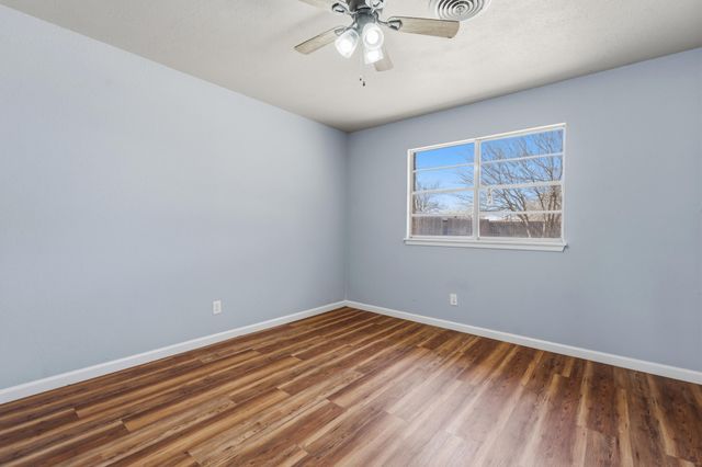 1415 Holliday Street, Plainview, TX 79072