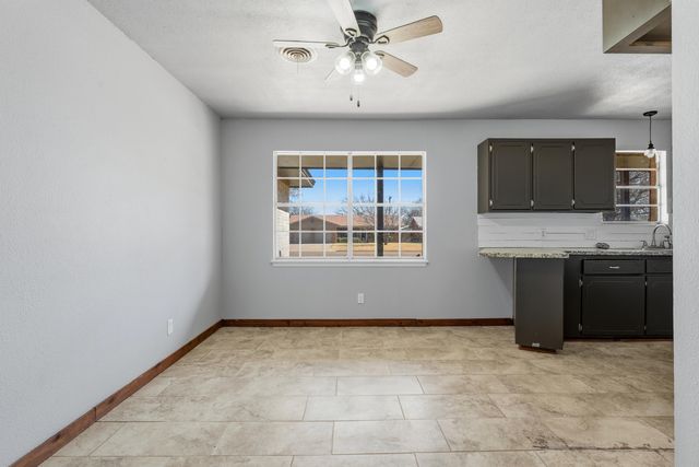 1415 Holliday Street, Plainview, TX 79072