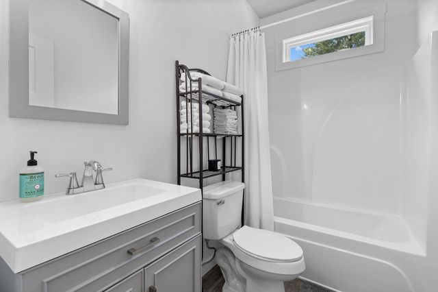 181 Logan Lane, Ellijay, GA 30540