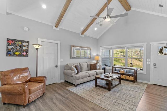 181 Logan Lane, Ellijay, GA 30540